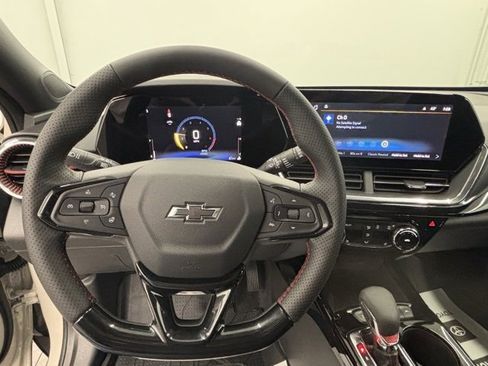 New 2026 Chevrolet Trax RS w/ Sunroof Package image 16