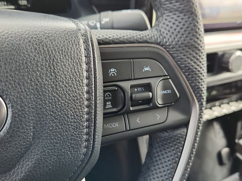 New 2026 Toyota Tacoma TRD Off-Road w/ TRD Off Road Premium Package AWD/4WD image 17