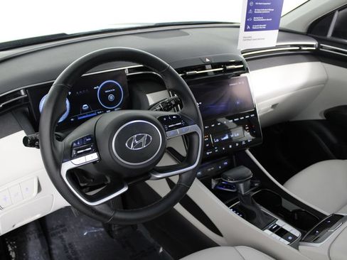 Certified 2024 Hyundai Tucson SEL w/ Convenience Package FWD image 19