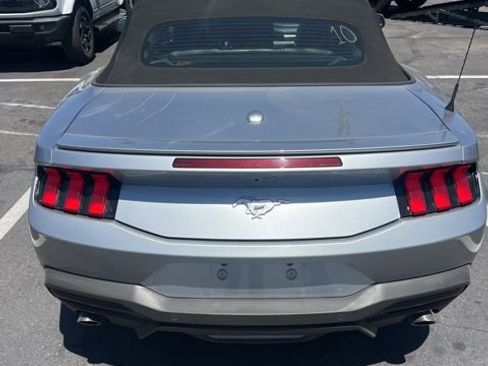 Used 2025 Ford Mustang Premium RWD image 14