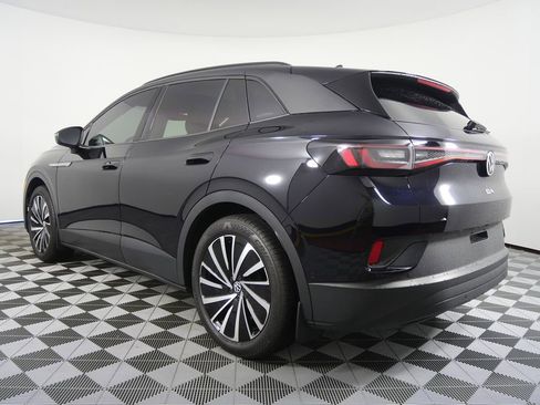 Used 2024 Volkswagen ID.4 S image 5