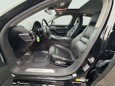Used 2016 Porsche Panamera 4 Edition image 36
