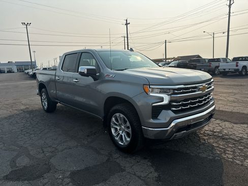 Certified 2025 Chevrolet Silverado 1500 LTZ AWD/4WD image 7