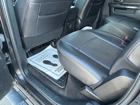 Used 2016 RAM 2500 Laramie w/ Sport Appearance Group AWD/4WD image 9