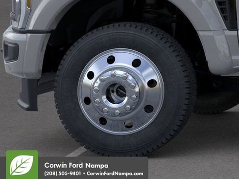 New 2026 Ford F450 Platinum w/ FX4 Off-Road Package image 19