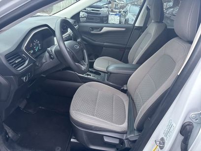 Certified 2022 Ford Escape SE