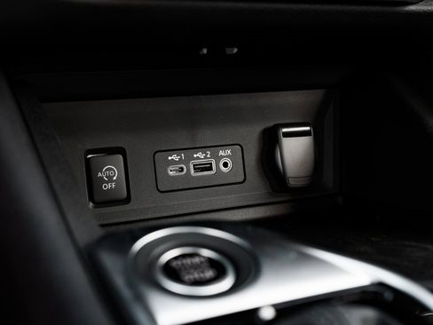 New 2025 Nissan Sentra SV w/ All-Weather Package image 15