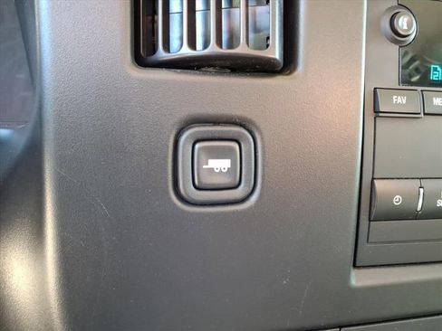 Used 2023 GMC Savana 2500 w/ Driver Convenience Package image 22