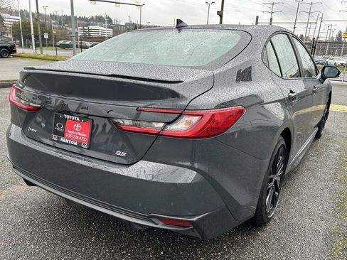 Certified 2025 Toyota Camry SE image 5
