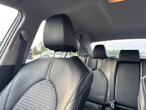 Used 2021 Toyota Camry SE FWD image 30