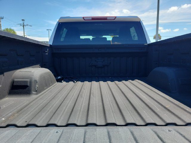 Used 2022 Chevrolet Silverado 1500 RST w/ Bed Protection Package RWD image 9