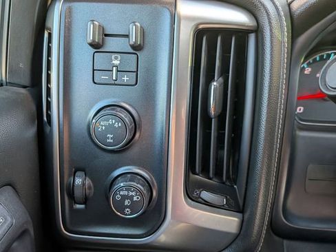 Used 2018 Chevrolet Silverado 1500 LTZ Z71 w/ LTZ Plus Package image 19