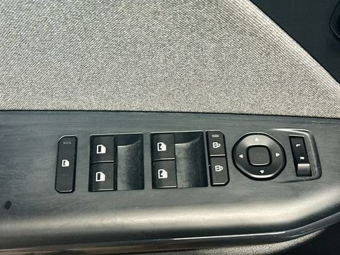 Used 2025 Kia K4 EX FWD image 17