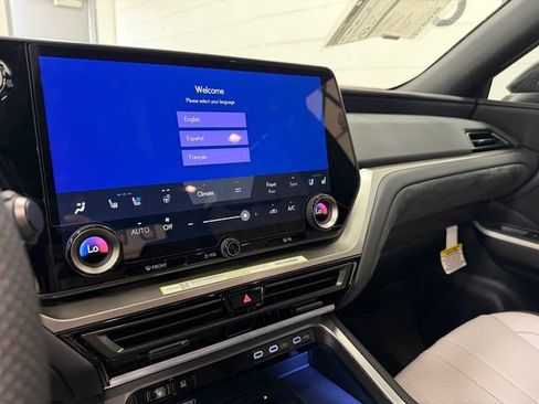 New 2026 Lexus TX 500h AWD image 29