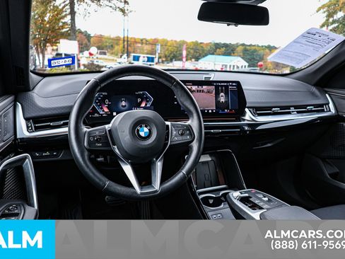 Used 2025 BMW X2 xDrive28i image 24