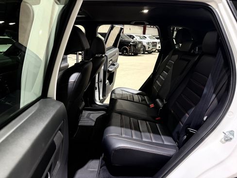Used 2025 Honda CR-V Sport-L image 17