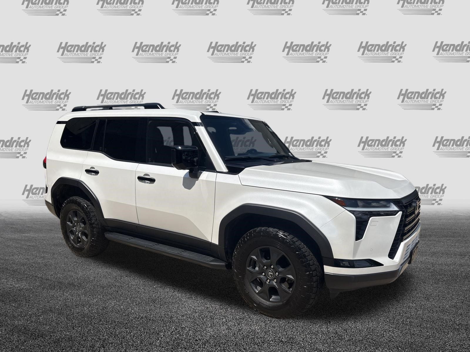 Used 2024 Lexus GX 550 AWD/4WD image 2