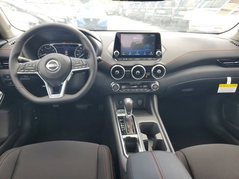 New 2025 Nissan Sentra SR w/ Midnight Edition image 12