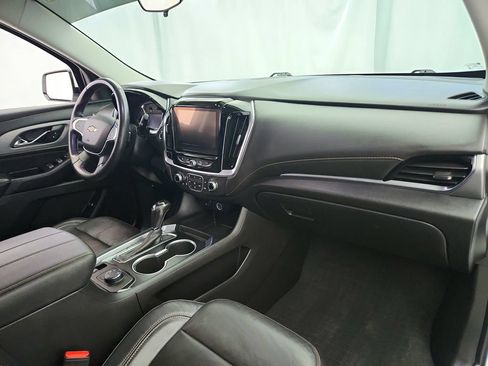 Used 2019 Chevrolet Traverse LT w/ LPO, Floor Liner Package AWD/4WD image 25