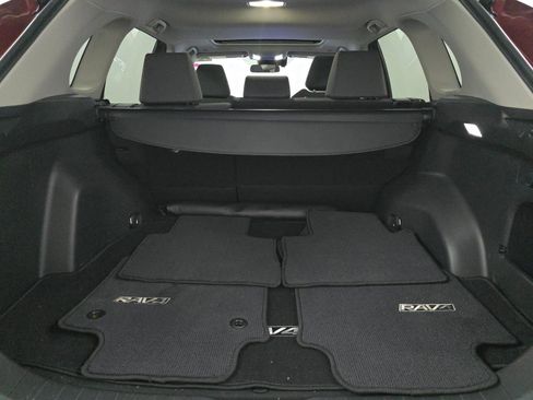 Used 2023 Toyota RAV4 XLE w/ Convenience Package image 14