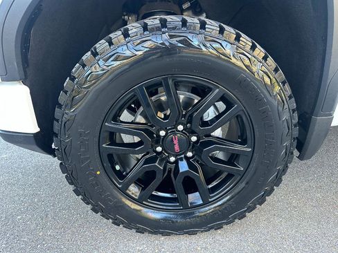 Used 2024 GMC Sierra 1500 Elevation w/ Elevation Premium Package image 50