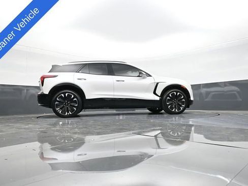 New 2025 Chevrolet Blazer EV RS w/ Super Cruise Package AWD/4WD image 40