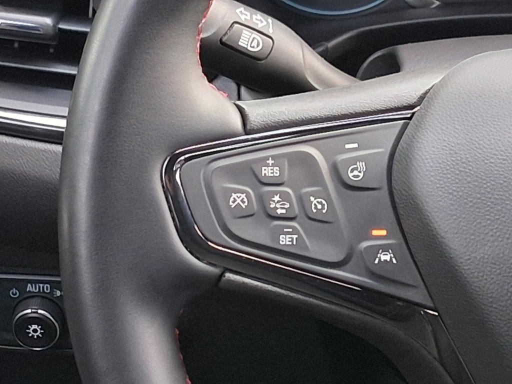 Used 2024 Chevrolet Equinox RS w/ RS Leather Package FWD image 11