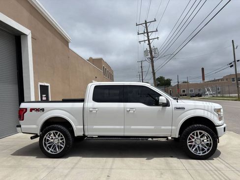Used 2017 Ford F150 Lariat AWD/4WD image 7