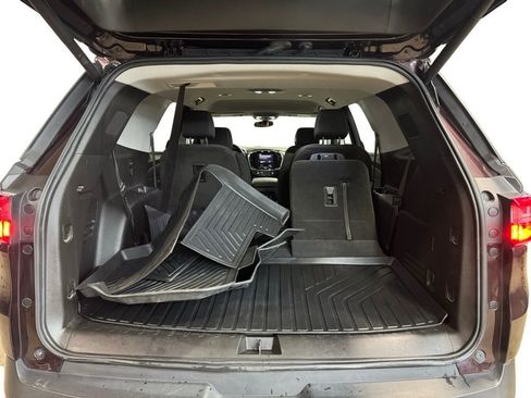 Used 2020 Chevrolet Traverse LT AWD/4WD image 22
