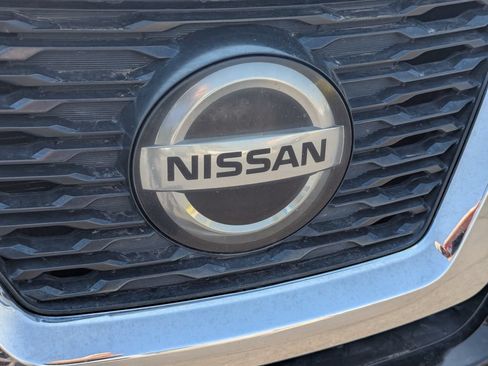 Used 2019 Nissan Rogue SV AWD/4WD image 11