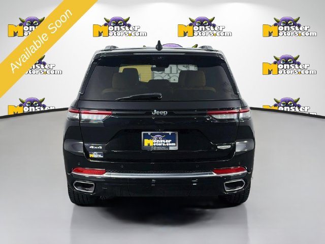 Used 2024 Jeep Grand Cherokee Summit AWD/4WD image 6