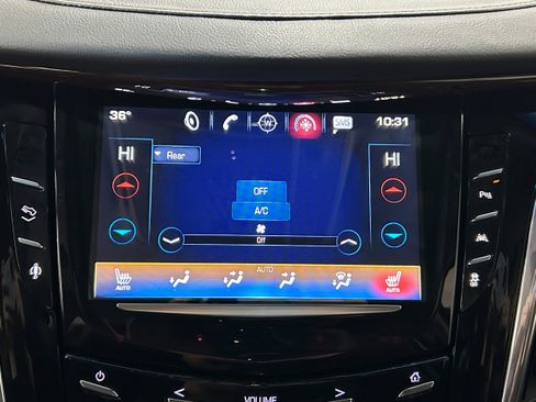 Used 2016 Cadillac Escalade Luxury image 6