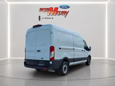 Used 2023 Ford Transit 250 Medium Roof w/ Load Area Protection Package RWD image 4
