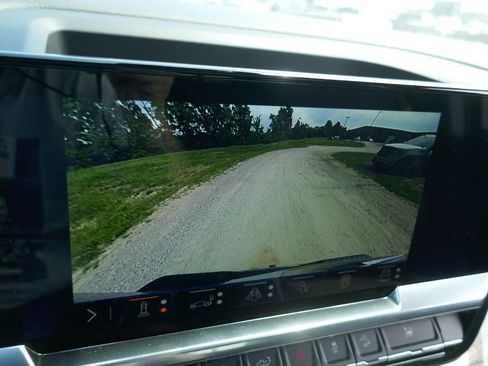 New 2026 Chevrolet Silverado 1500 LTZ w/ LTZ Premium Package AWD/4WD image 27