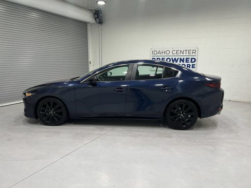 Used 2024 MAZDA MAZDA3 s FWD image 5