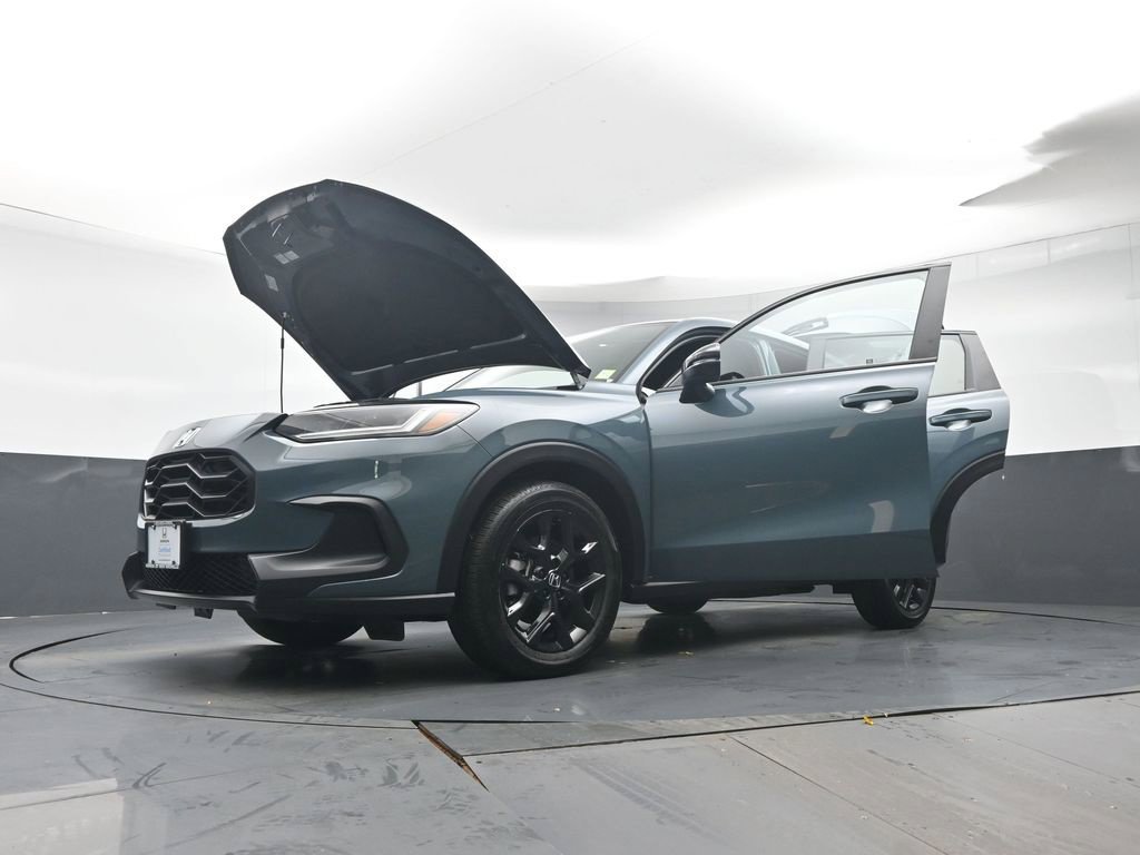 Certified 2025 Honda HR-V Sport image 41