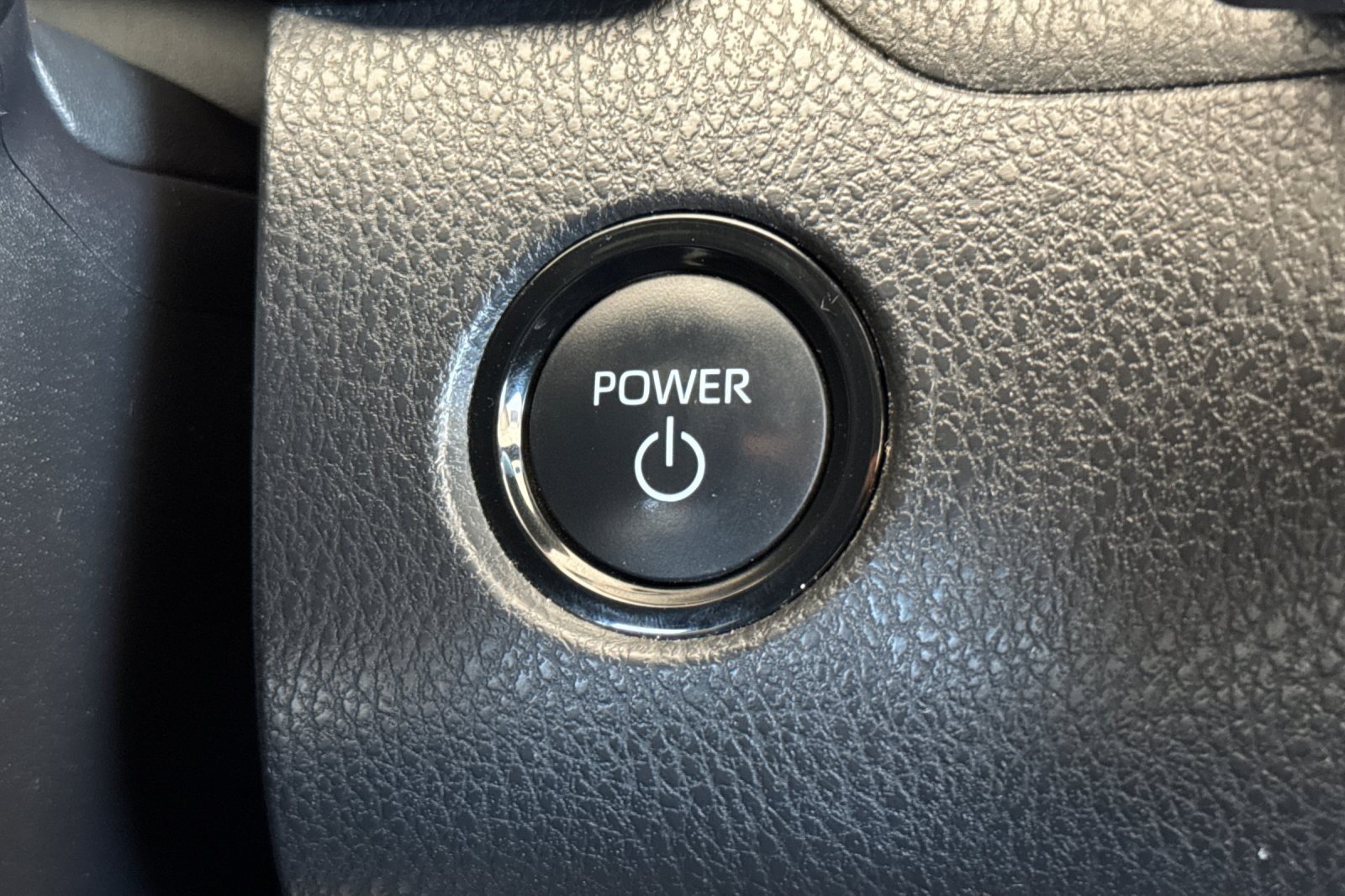 Certified 2025 Toyota Camry SE FWD image 20