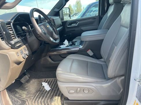 Used 2024 Chevrolet Silverado 3500 LTZ w/ LTZ Premium Package AWD/4WD image 16