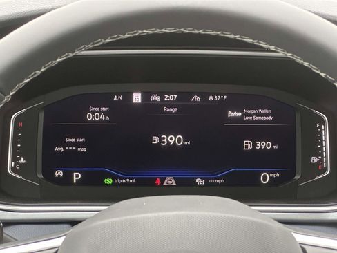 New 2026 Volkswagen Taos SEL AWD/4WD image 21