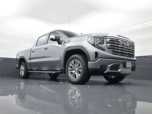 Used 2025 GMC Sierra 1500 Denali w/ Technology Package image 23