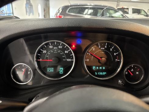Used 2018 Jeep Wrangler Unlimited Sport AWD/4WD image 16