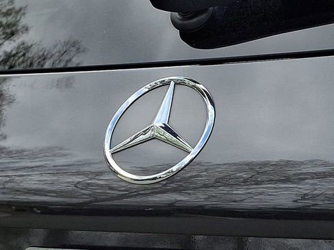 Used 2022 Mercedes-Benz GLC 300 4MATIC image 31