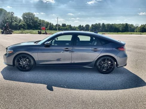 Certified 2025 Honda Civic Sport image 17