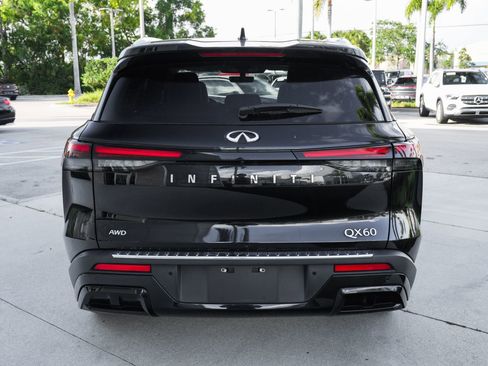 Certified 2023 INFINITI QX60 Luxe w/ Cargo Package AWD/4WD image 9