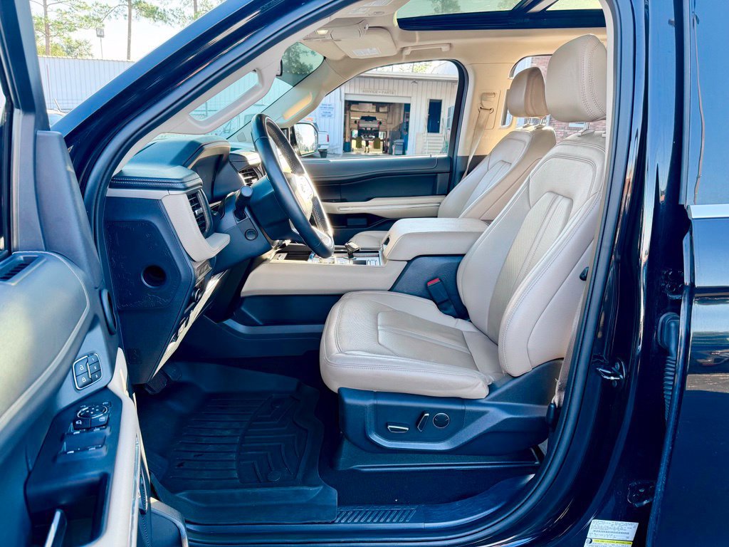 Used 2024 Ford Expedition Max Limited RWD image 19