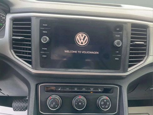 Used 2018 Volkswagen Atlas SE AWD/4WD image 17