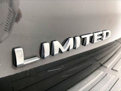 Used 2023 Ford Expedition Max Limited AWD/4WD image 31