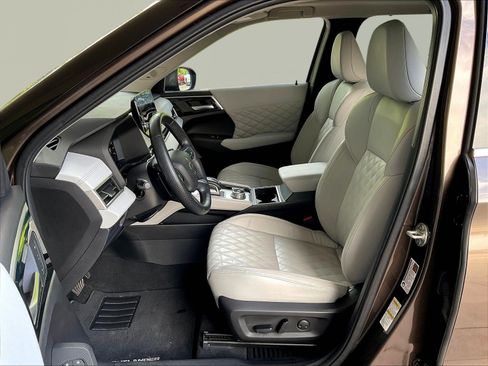 Used 2023 Mitsubishi Outlander SEL FWD image 20
