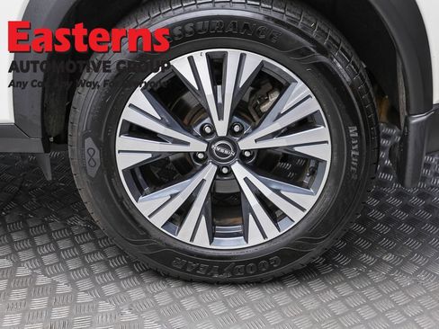 Used 2023 Nissan Rogue SV w/ SV Premium B Package AWD/4WD image 8