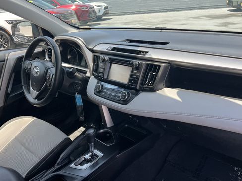 Used 2017 Toyota RAV4 XLE w/ Carpet Mat Package FWD image 15